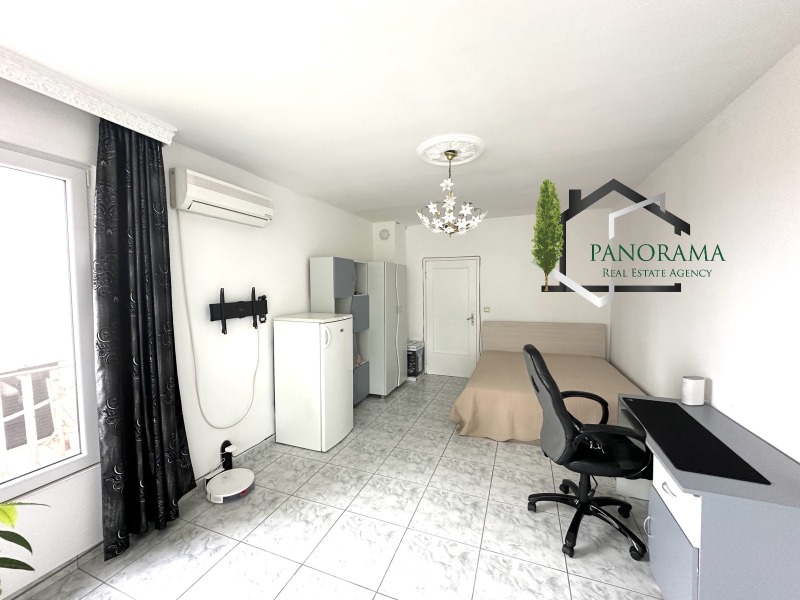 Продава 3-СТАЕН, гр. Шумен, Дивизионна болница, снимка 3 - Апартаменти - 52753360