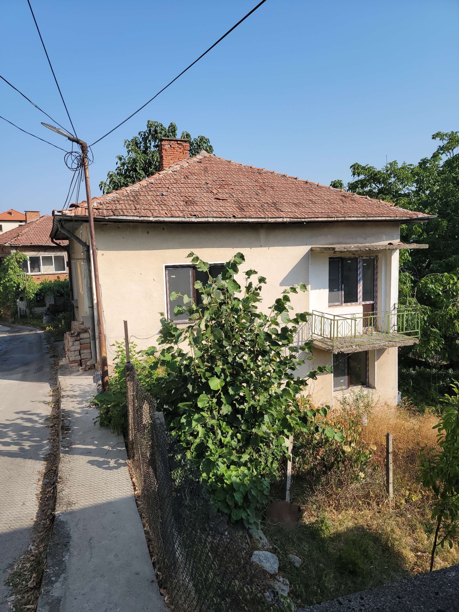 Продава КЪЩА, гр. Белоградчик, област Видин, снимка 2 - Къщи - 51138564