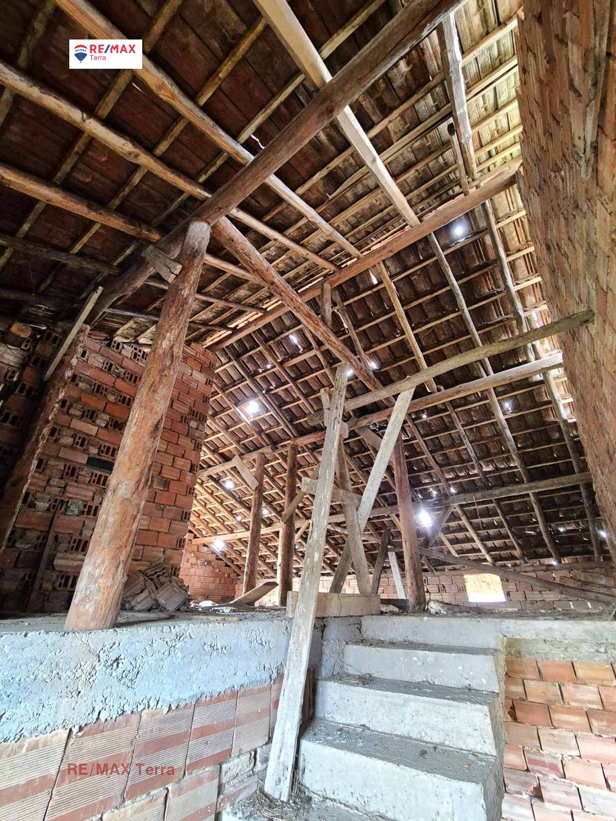 Продава КЪЩА, с. Садовец, област Плевен, снимка 8 - Къщи - 53834865