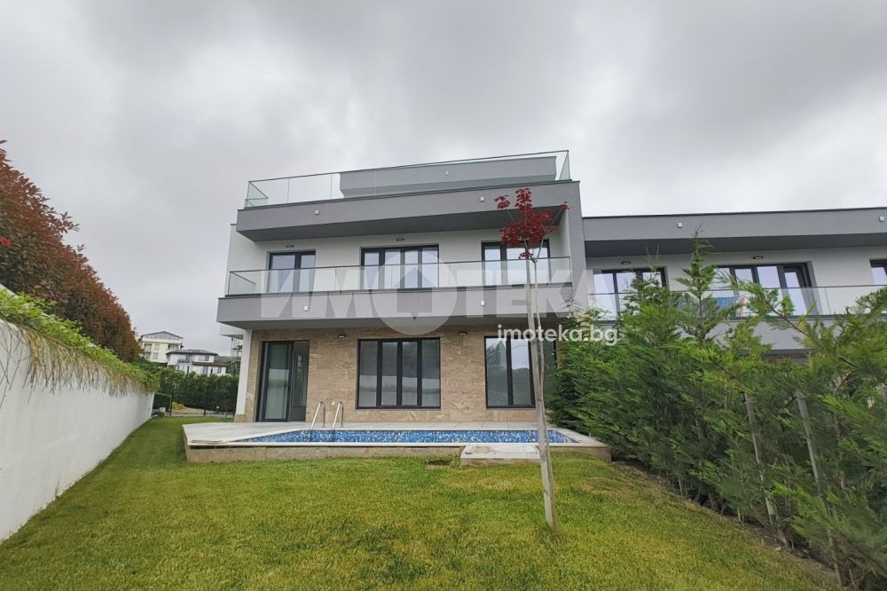 Продава КЪЩА, гр. Варна, м-т Долна Трака, снимка 2 - Къщи - 54993653