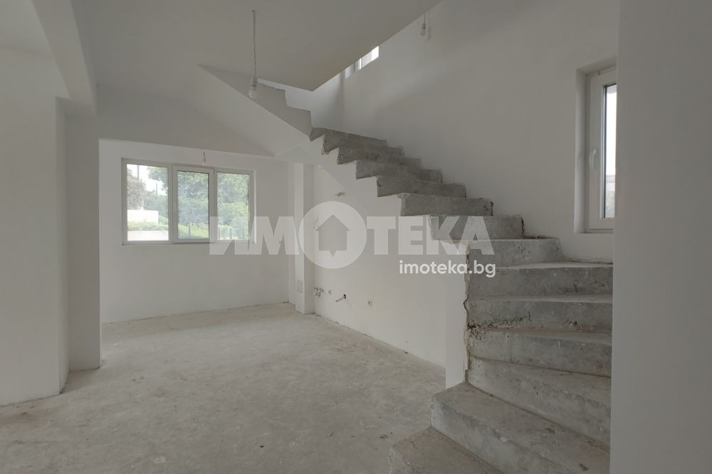 Продава КЪЩА, гр. Варна, м-т Долна Трака, снимка 11 - Къщи - 54993653