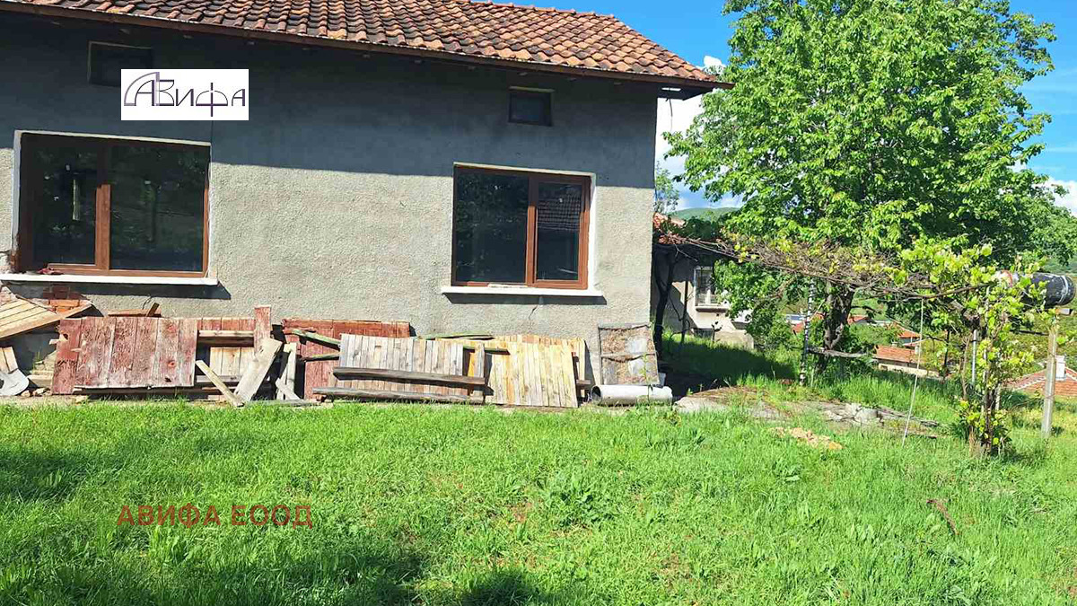 Продава ПАРЦЕЛ, с. Чеканчево, област София област
