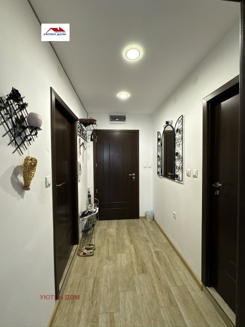 Продава 2-СТАЕН, гр. Шумен, Център, снимка 6 - Апартаменти - 53074634