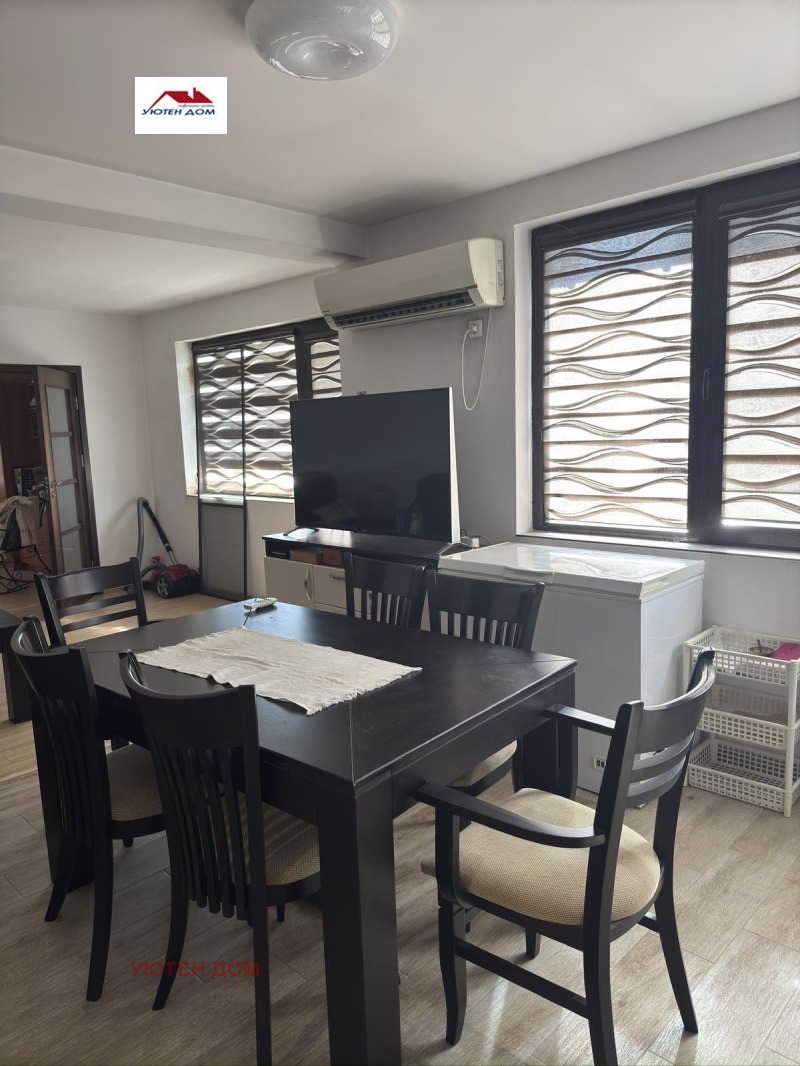 Продава 2-СТАЕН, гр. Шумен, Център