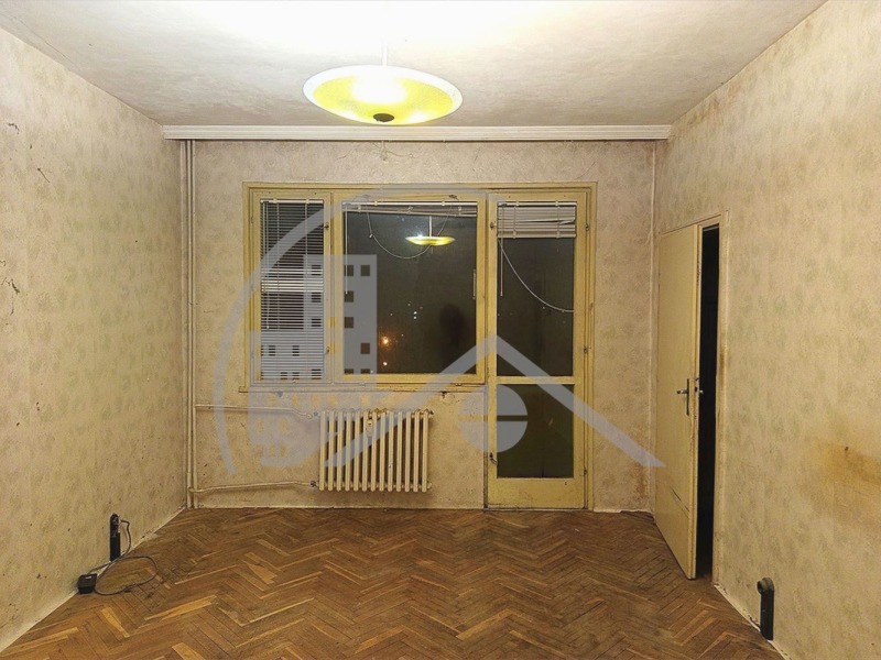 Продава 3-СТАЕН, гр. Варна, Младост 1