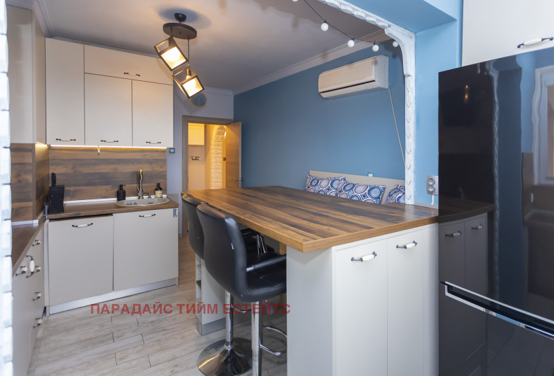 Продава 3-СТАЕН, гр. София, Стрелбище, снимка 3 - Апартаменти - 52927836