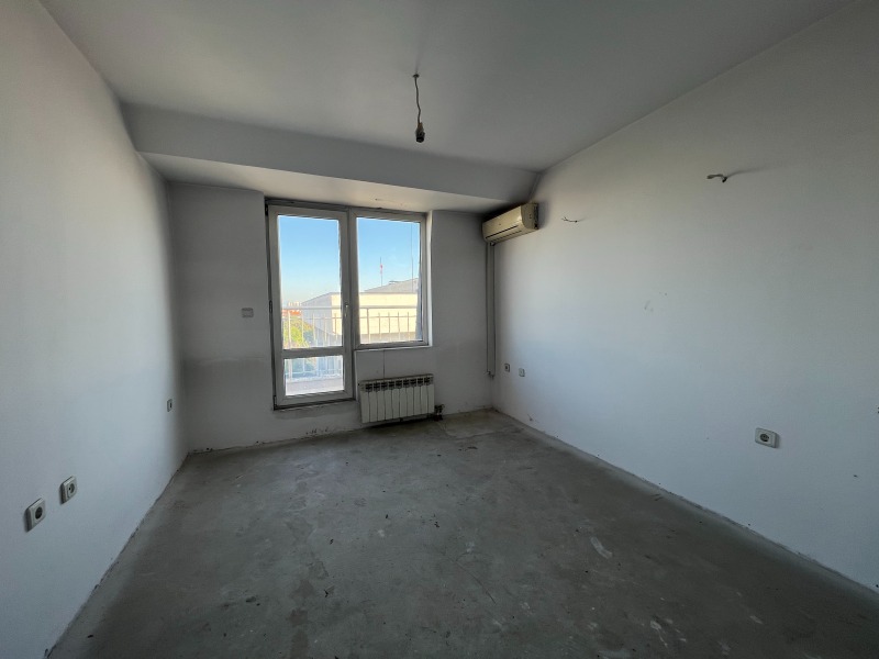 À vendre  3 chambres Sofia , Zona B-19 , 193 m² | 13358741 - image [5]