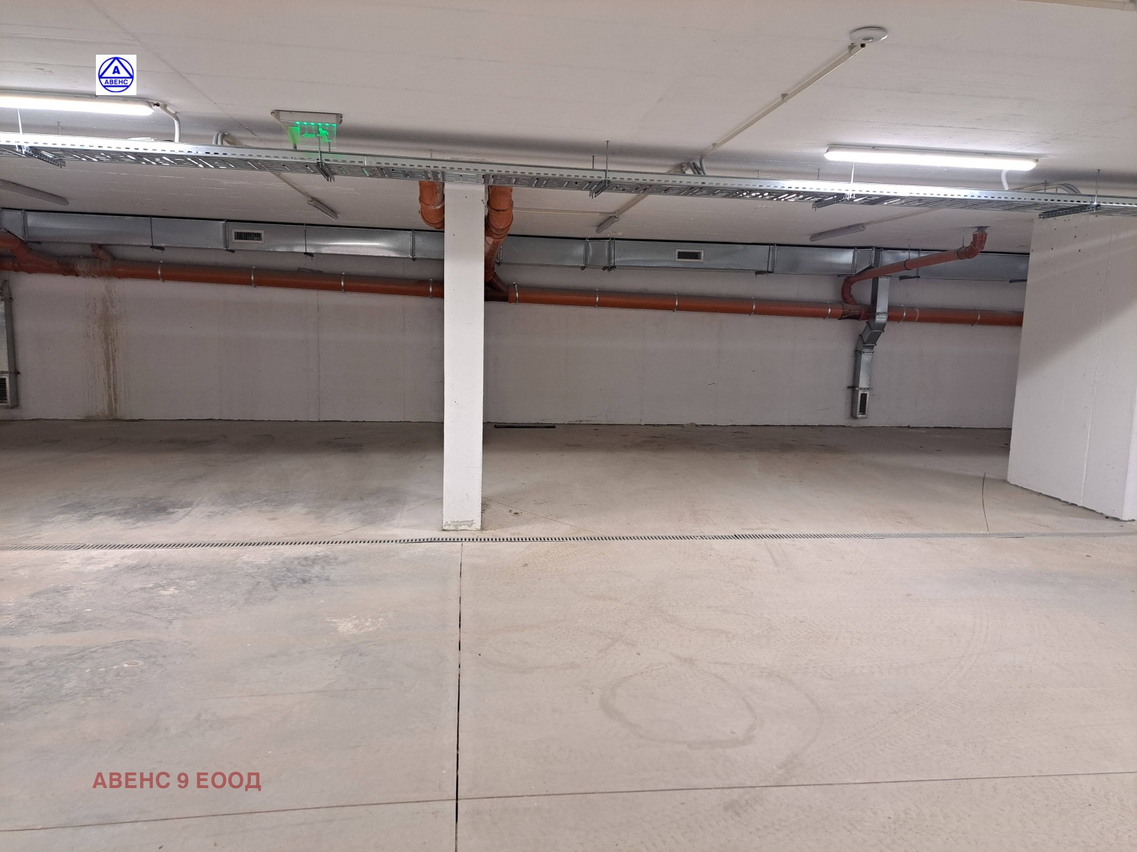 Продава ГАРАЖ, ПАРКОМЯСТО, гр. Плевен, Сторгозия