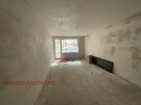 Продажба на тристайни апартаменти в град Варна — страница 8 - изображение 14 