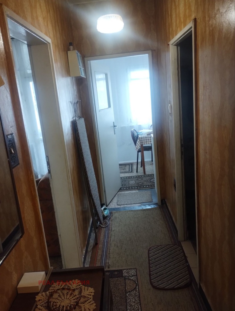 Продаја  1 спаваћа соба регион Разград , Кубрат , 60 м2 | 17596779 - слика [13]