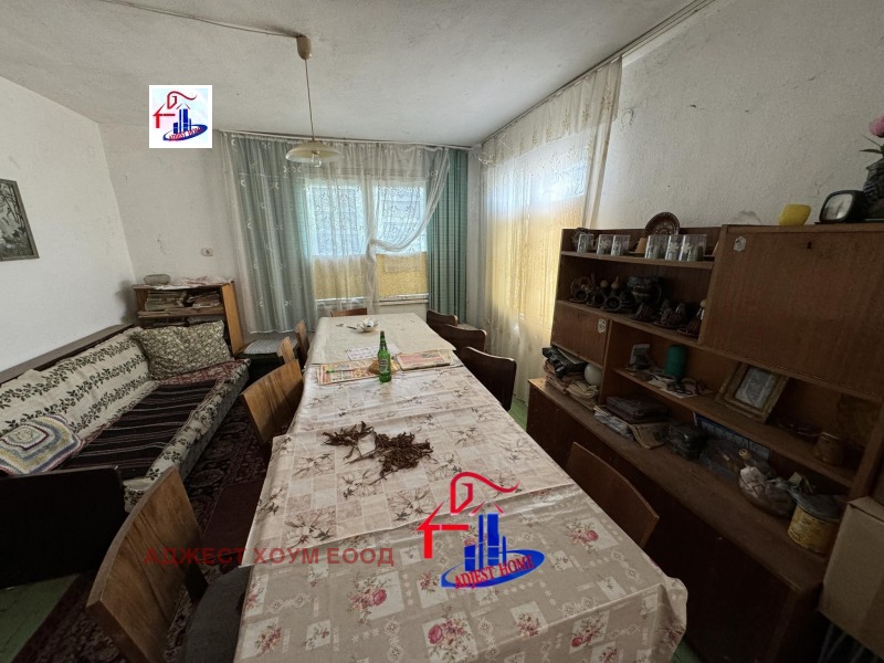 Продава КЪЩА, с. Мадара, област Шумен, снимка 3 - Къщи - 49591348