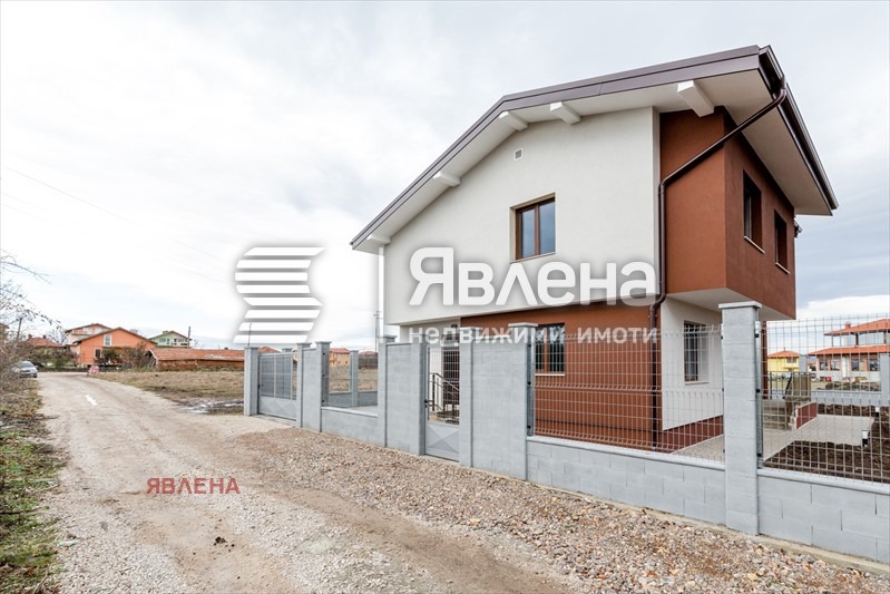 Продава КЪЩА, гр. Божурище, област София област, снимка 4 - Къщи - 48658260