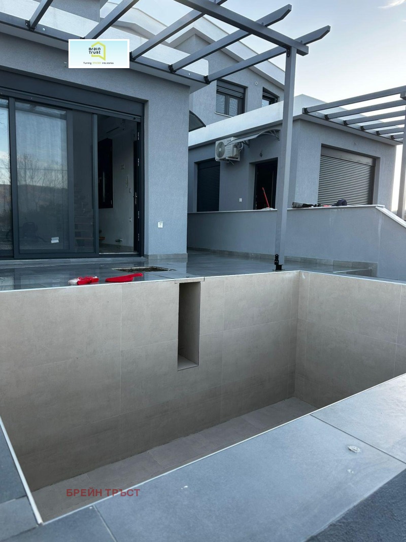 Продава КЪЩА, Извън страната, област Извън страната, снимка 2 - Къщи - 51806127