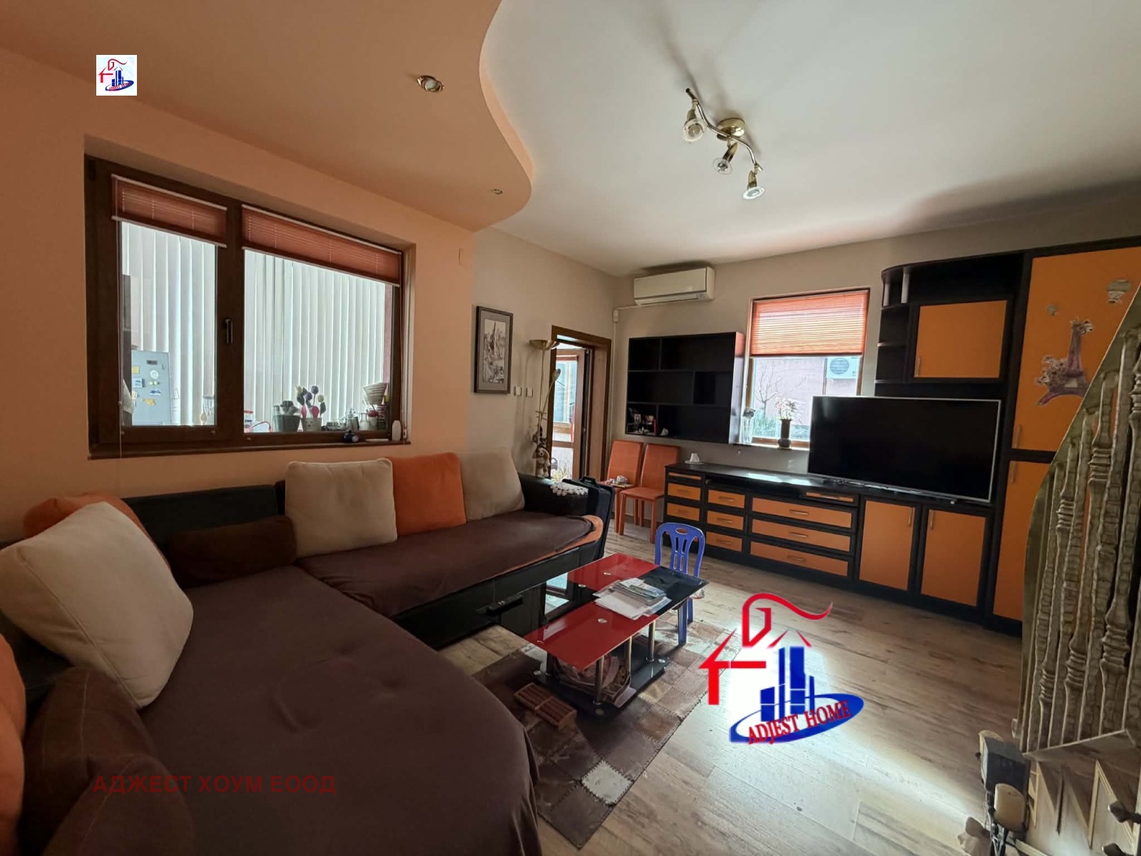 Продава КЪЩА, гр. Шумен, Военно училище, снимка 3 - Къщи - 53709458