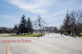 Studio Tsentar, Sofia