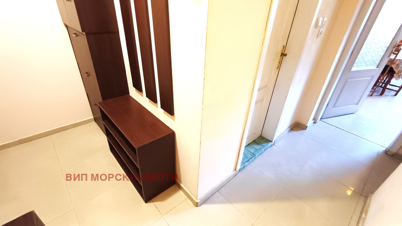 Продава 2-СТАЕН, гр. Бургас, Изгрев, снимка 13 - Апартаменти - 52403732