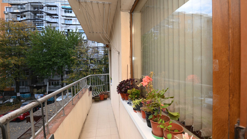 Продава 2-СТАЕН, гр. Бургас, Изгрев, снимка 12 - Апартаменти - 52403732