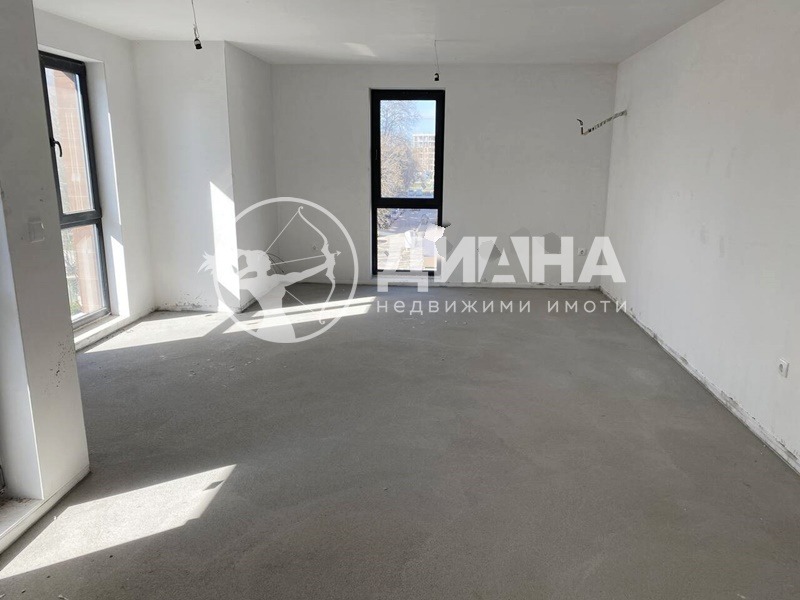 Продава  3-стаен град Пловдив , Каменица 2 , 120 кв.м | 39325060