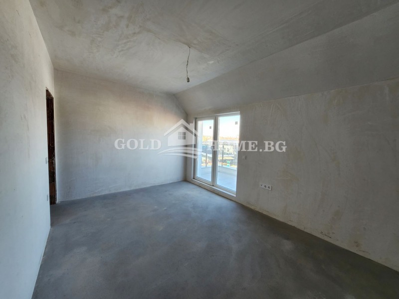 De vânzare  2 dormitoare Plovdiv , Ostromila , 114 mp | 38090576 - imagine [8]