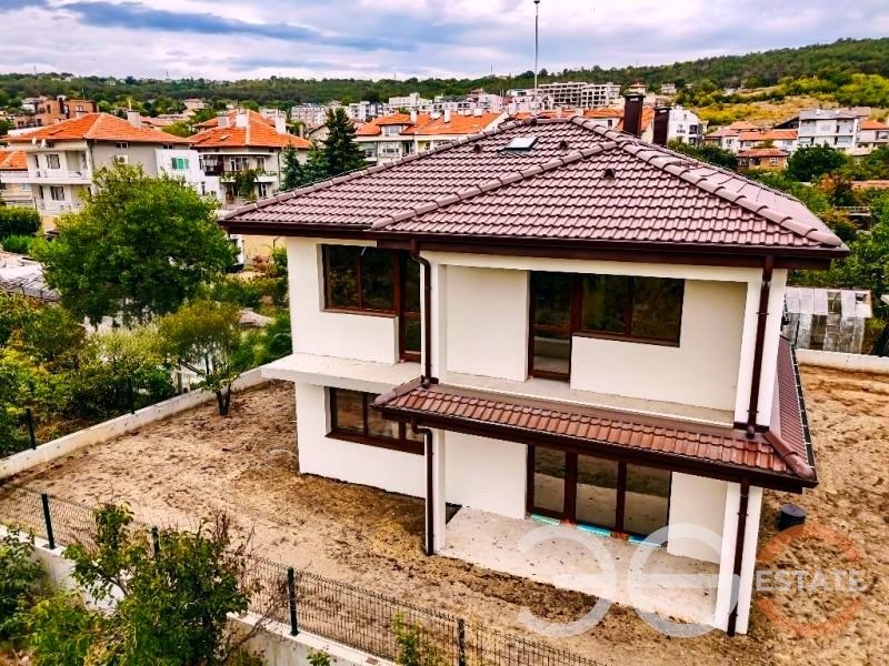 Продава КЪЩА, гр. Варна, Виница