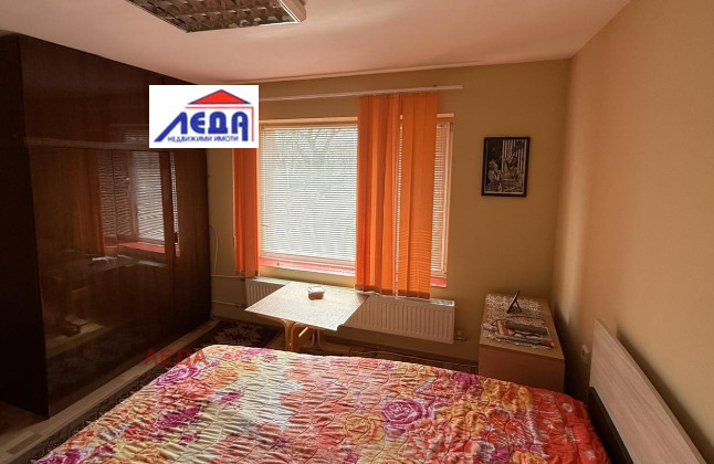 Продава КЪЩА, с. Згалево, област Плевен, снимка 11 - Къщи - 54516253