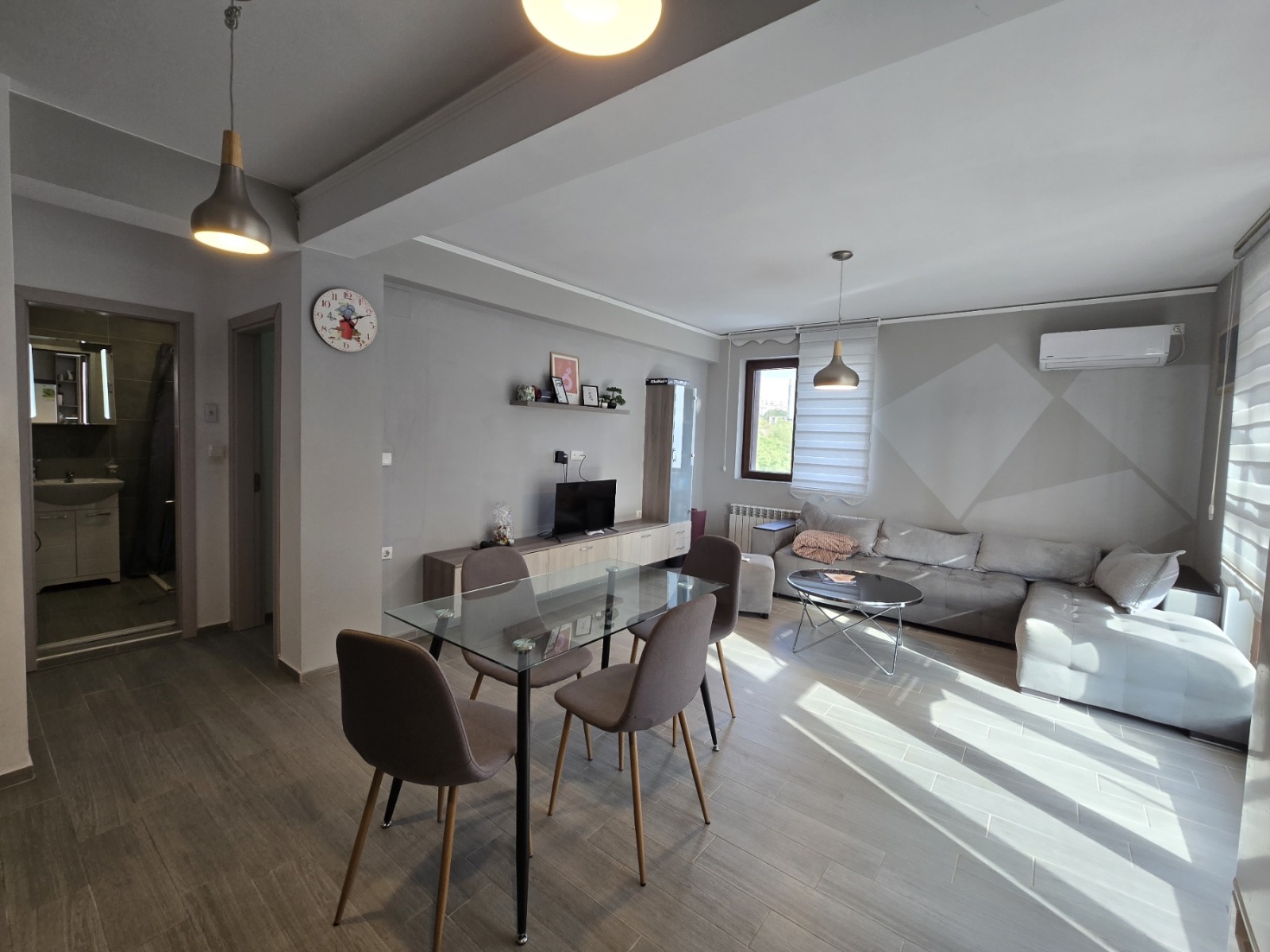 Продава 2-СТАЕН, гр. Плевен, Широк център, снимка 2 - Апартаменти - 52599561
