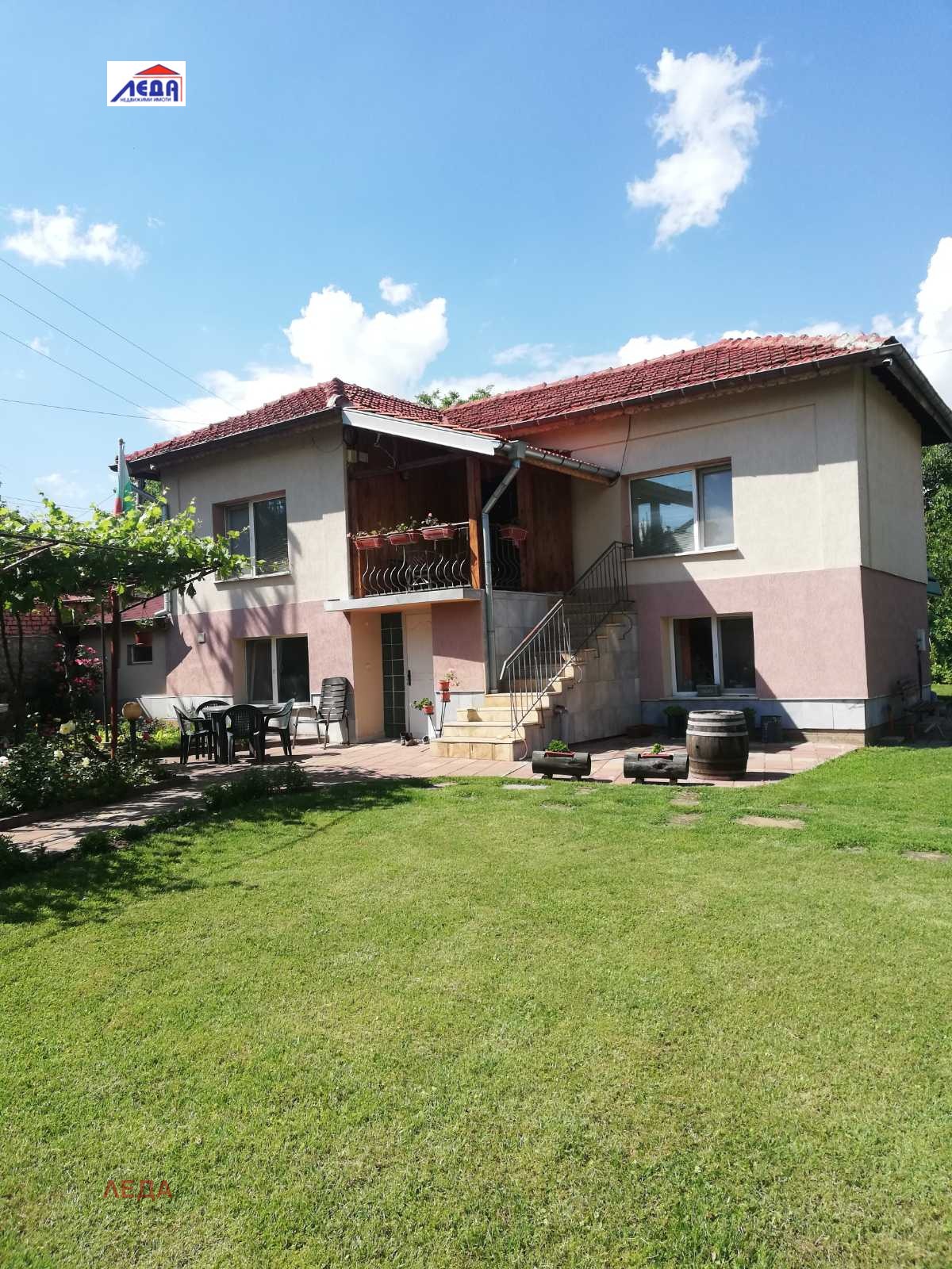 Продава КЪЩА, с. Згалево, област Плевен