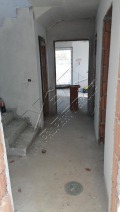 Продава КЪЩА, град Бургас, с. Извор • 160000 € • 54493874 — Holmes.bg