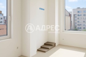 2 quartos Nadejda 2, Sofia