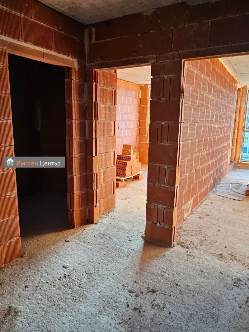 Na prodej  1 ložnice Sofia , Malinova dolina , 67 m2 | 78418315 - obraz [2]
