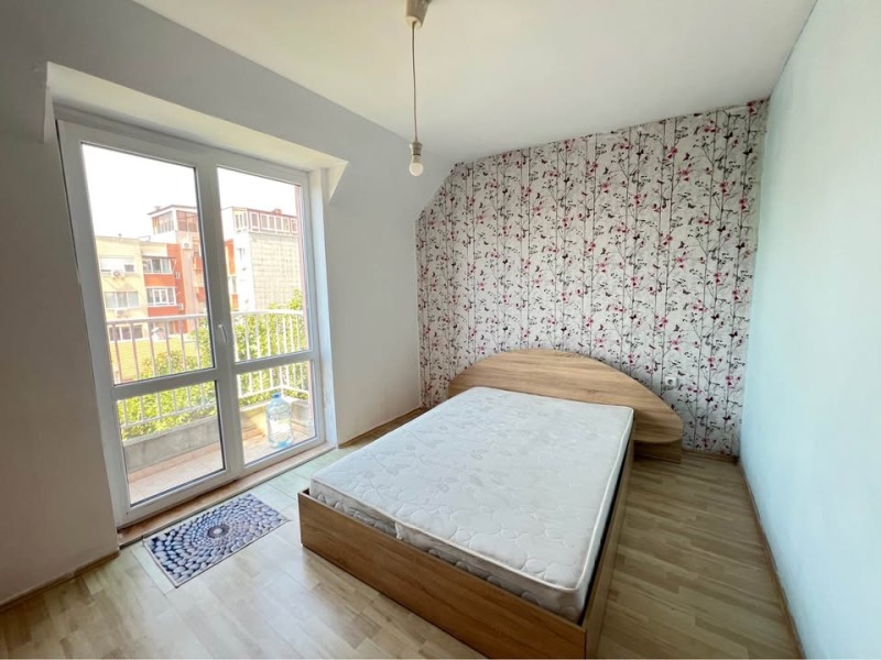 En venta  2 dormitorios Varna , Koljozen pazar , 85 metros cuadrados | 17258731