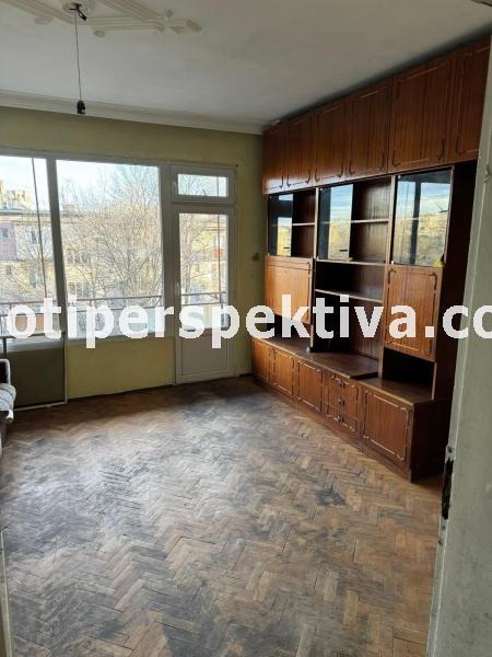 Продава 3-СТАЕН, гр. Пловдив, Кючук Париж