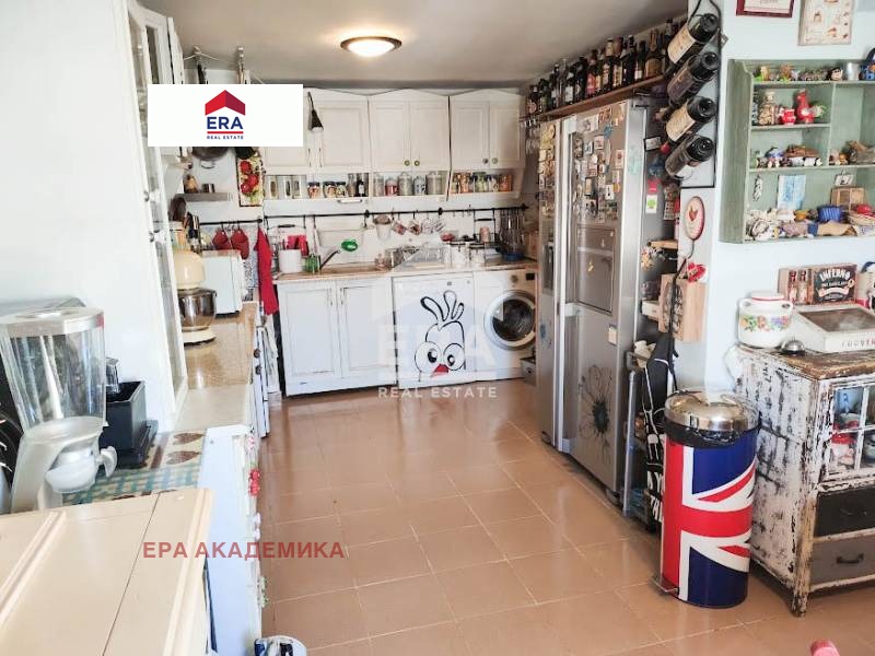 Te koop  Maisonnette Sofia , Mladost 1 , 216 m² | 27783925 - afbeelding [3]