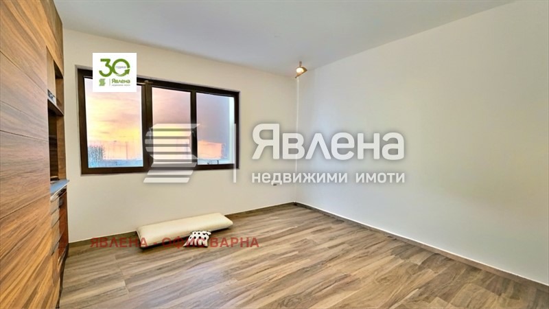 Продава КЪЩА, гр. Варна, Окръжна болница-Генерали, снимка 3 - Къщи - 52888181