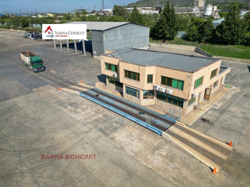 Продава  Парцел област Варна , гр. Девня , 55000 кв.м | 89261970 - изображение [2]