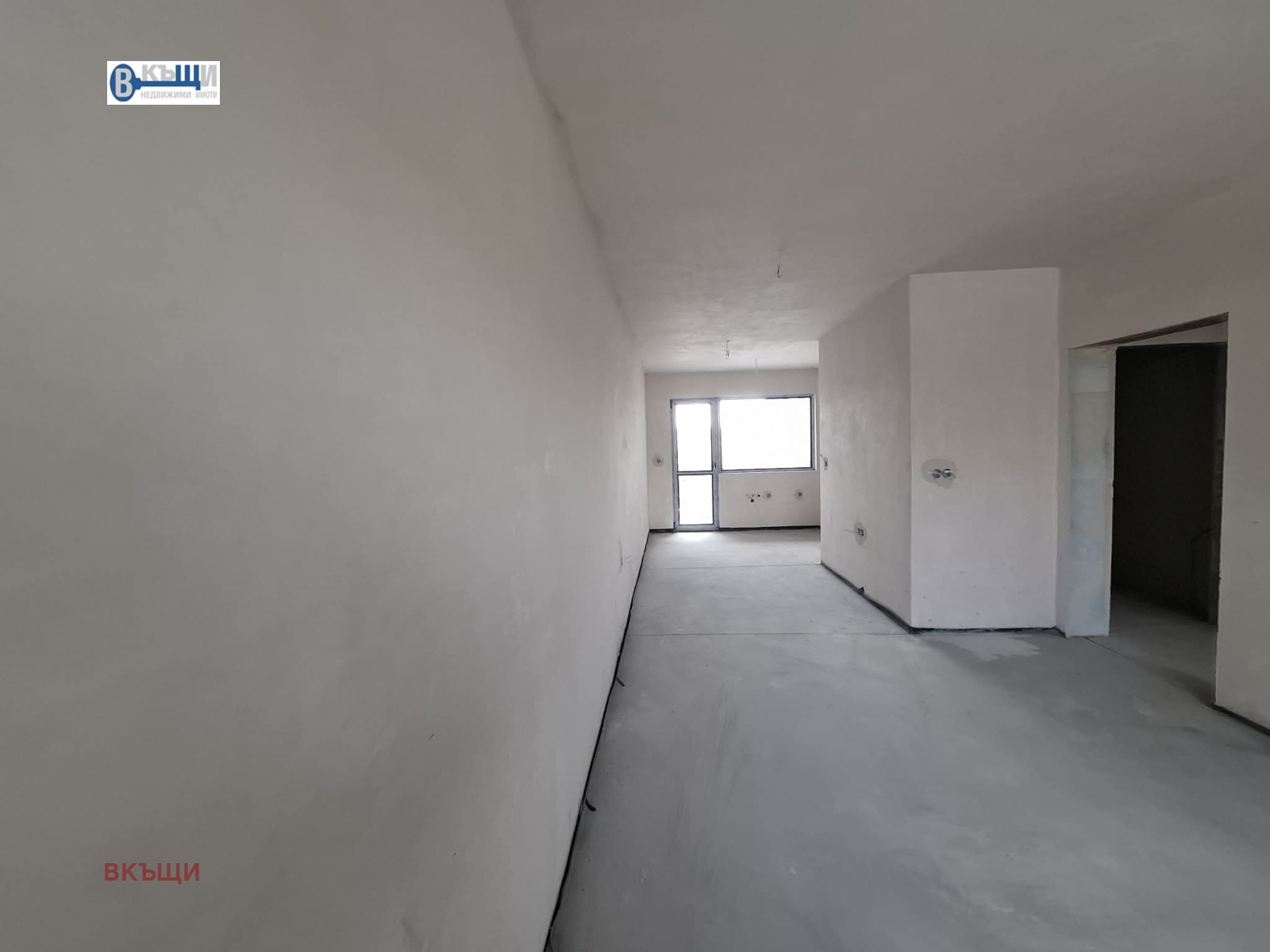 Продава 3-СТАЕН, гр. Велико Търново, Бузлуджа, снимка 2 - Апартаменти - 54223554