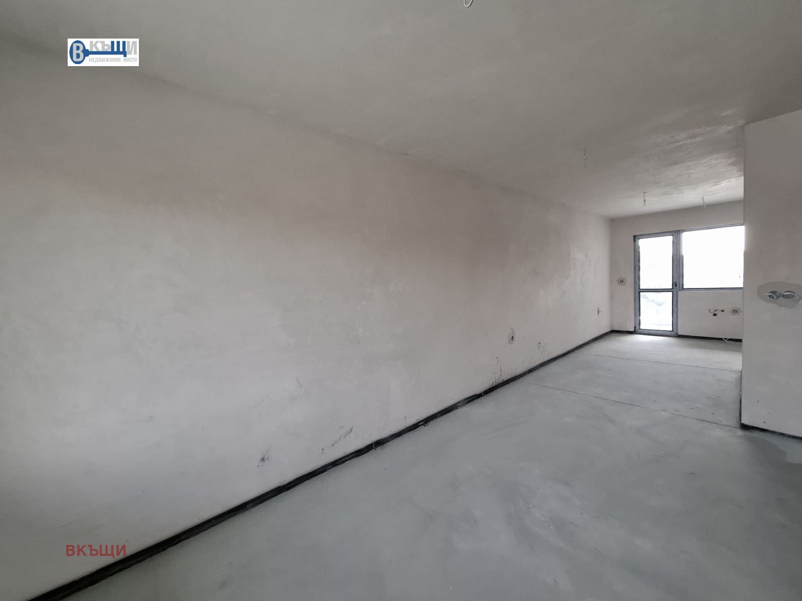 Продава 3-СТАЕН, гр. Велико Търново, Бузлуджа, снимка 2 - Апартаменти - 54223554