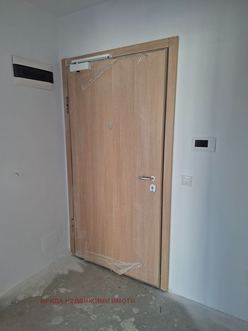 Na sprzedaż  1 sypialnia Sofia , Centar , 90 mkw | 64197039 - obraz [4]
