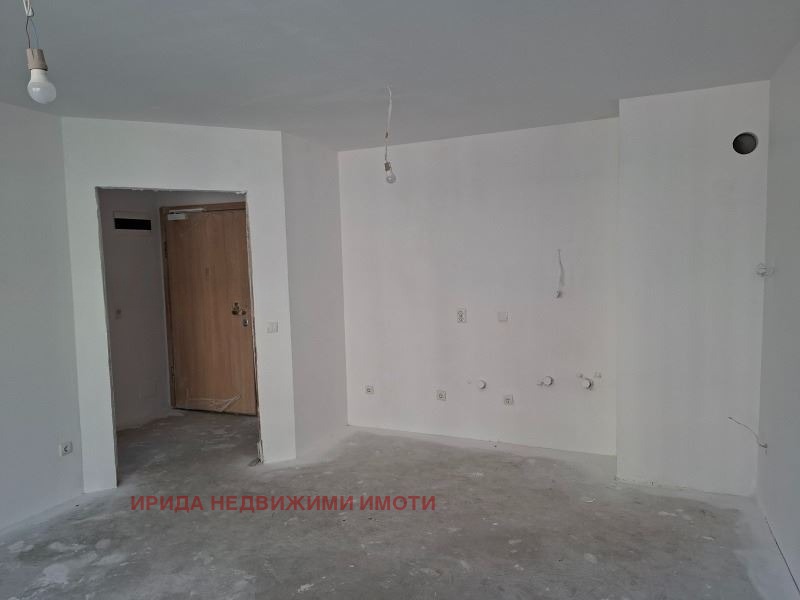 Na sprzedaż  1 sypialnia Sofia , Centar , 90 mkw | 64197039