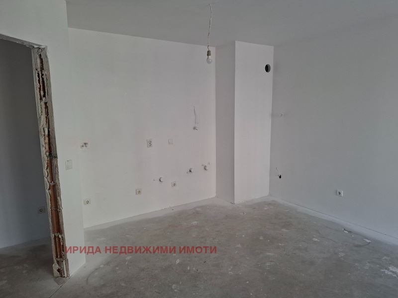 Na sprzedaż  1 sypialnia Sofia , Centar , 90 mkw | 64197039 - obraz [2]