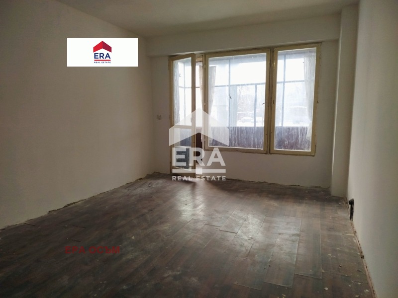 Продава 2-СТАЕН, гр. Ловеч, Широк център, снимка 4 - Апартаменти - 55785081