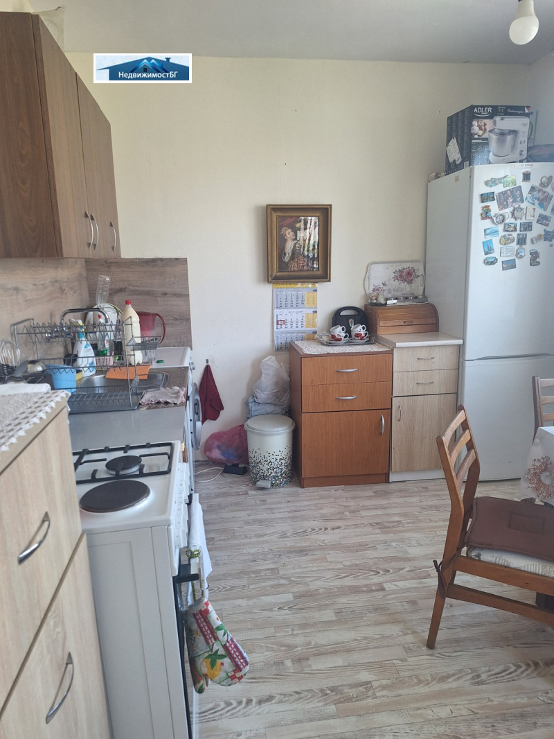 À venda  2 quartos Varna , Zimno kino Trakiia , 71 m² | 82457676
