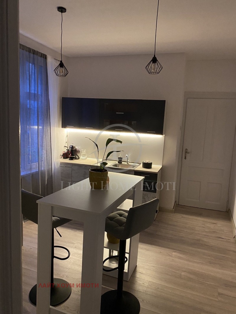 Zu verkaufen  Hausboden Plowdiw , Zentar , 140 qm | 98473577 - Bild [5]