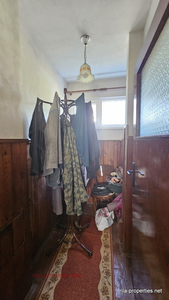 Продава ЕТАЖ ОТ КЪЩА, гр. Костенец, област София област, снимка 17 - Етаж от къща - 55988479