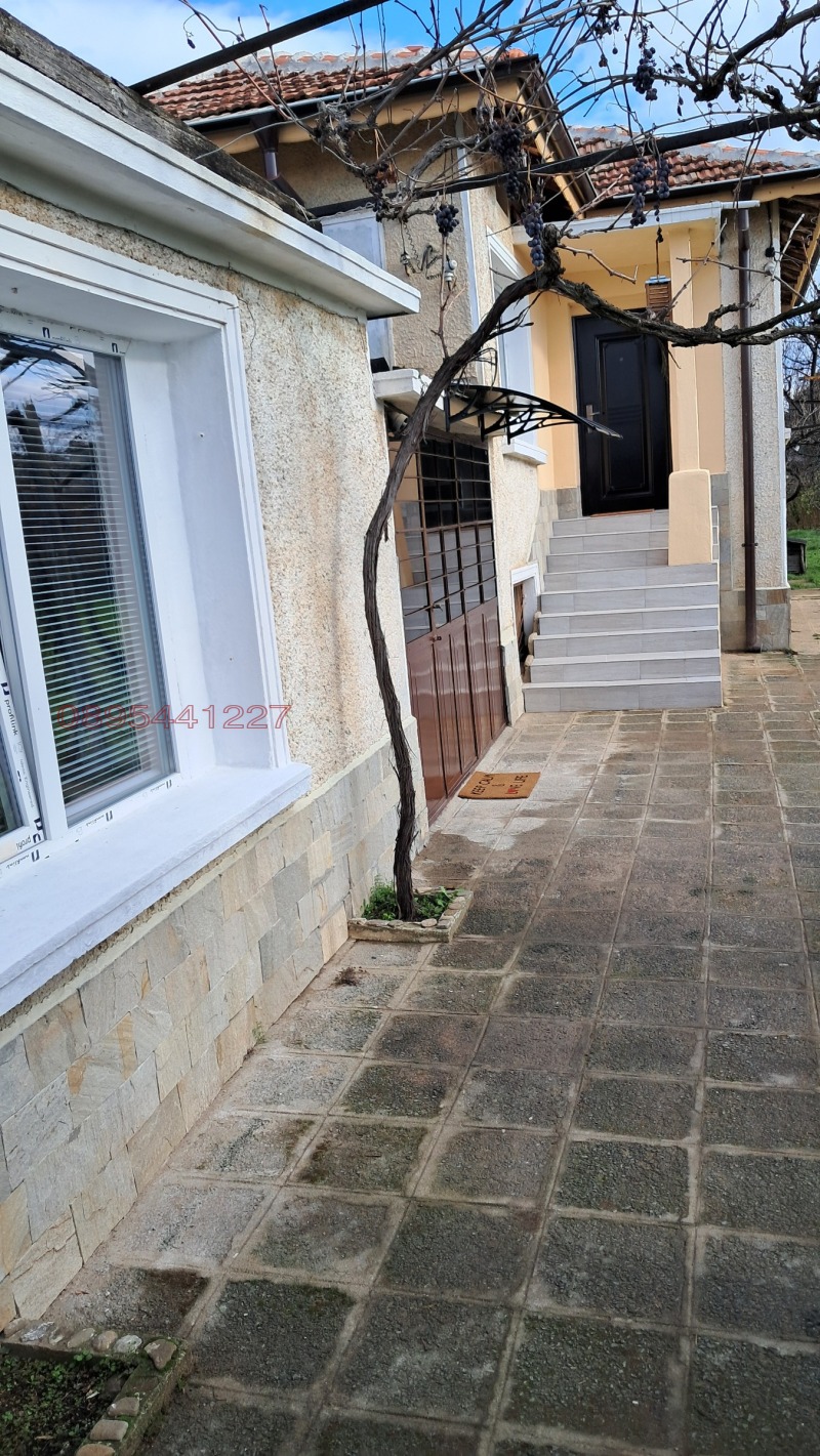 Продава КЪЩА, с. Ветрен, област Стара Загора