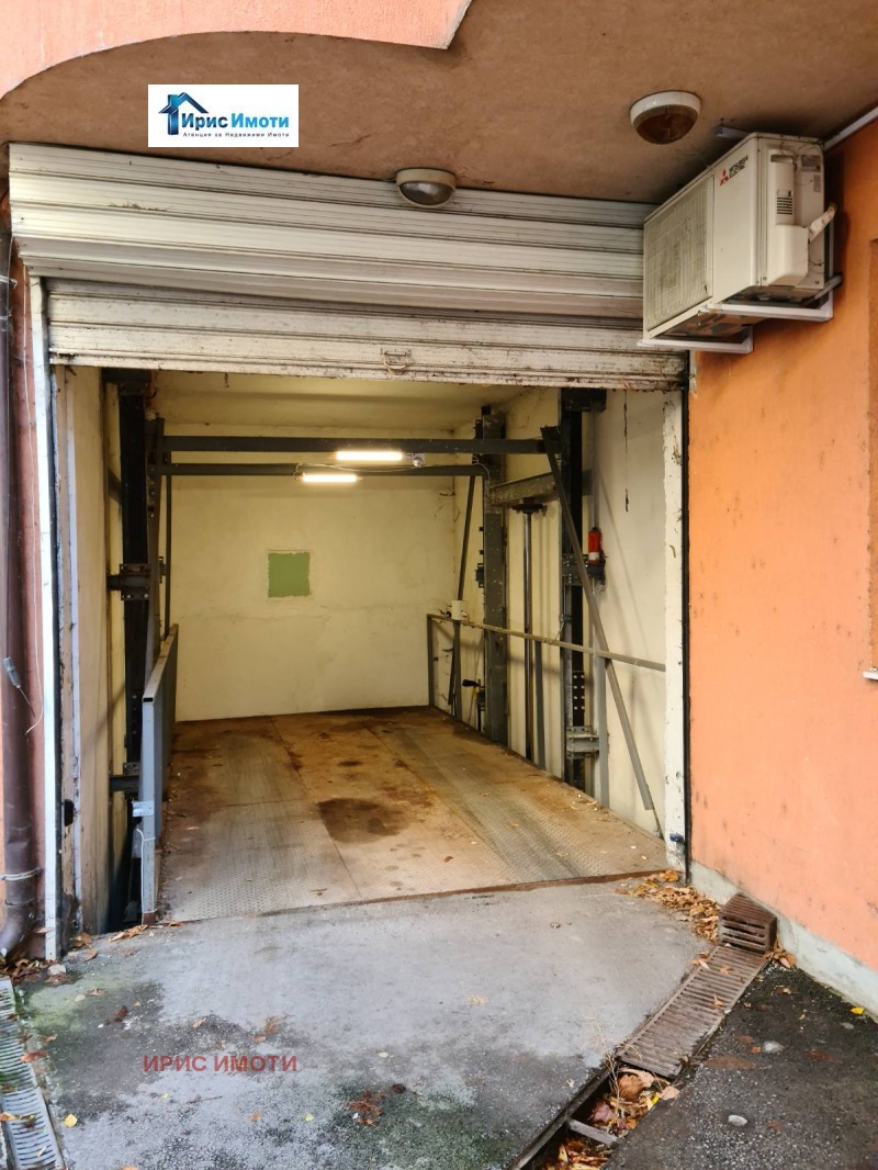 Продава ГАРАЖ, ПАРКОМЯСТО, гр. София, Зона Б-19, снимка 2 - Гаражи и паркоместа - 47443164