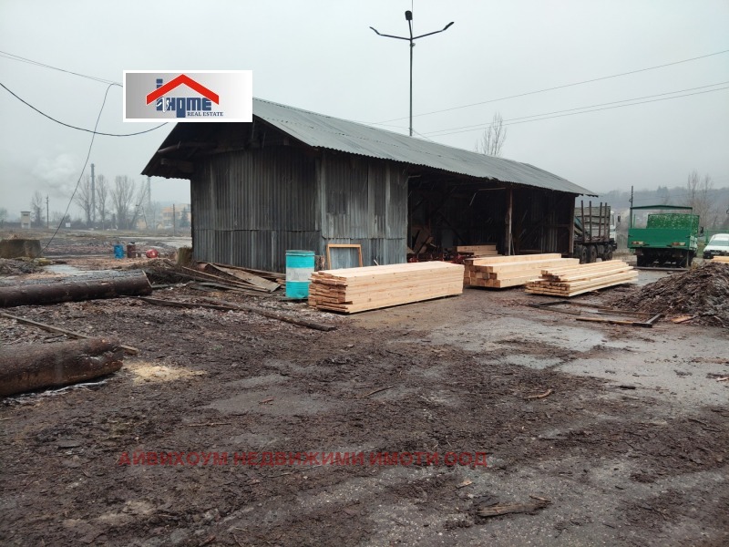 Продава ПРОМ. ПОМЕЩЕНИЕ, гр. Троян, област Ловеч, снимка 5 - Производствени сгради - 53149119