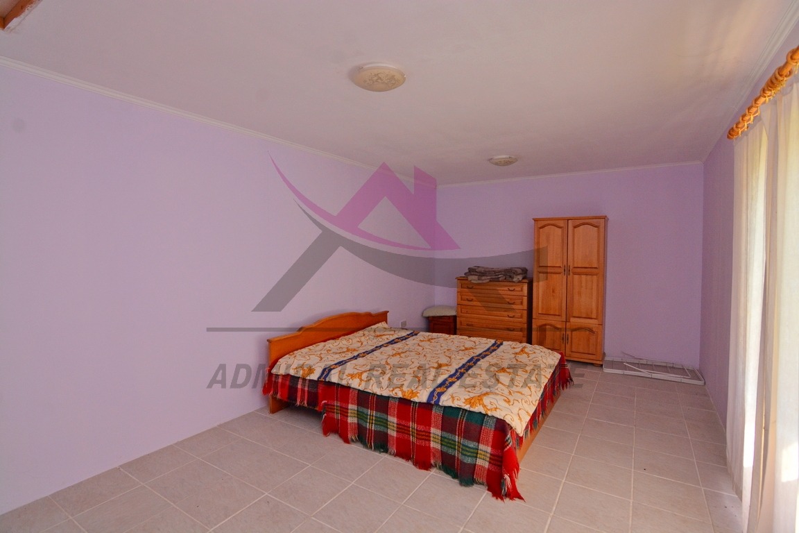 Продава КЪЩА, гр. Вълчи дол, област Варна, снимка 16 - Къщи - 54291407