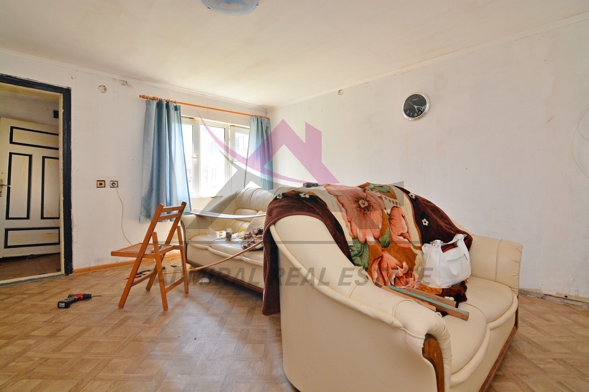 Продава КЪЩА, гр. Вълчи дол, област Варна, снимка 7 - Къщи - 54291407