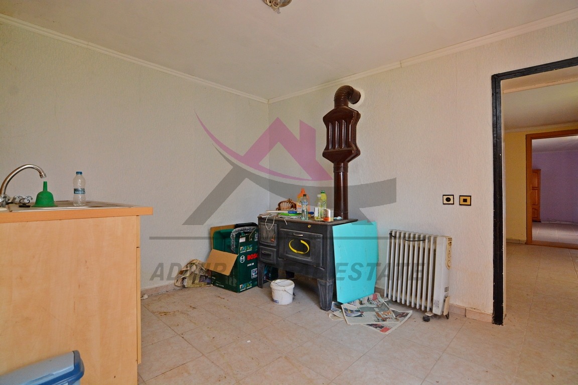 Продава КЪЩА, гр. Вълчи дол, област Варна, снимка 14 - Къщи - 54291407